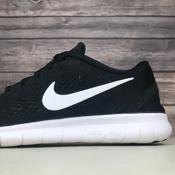 {keywor d} nike air free rn